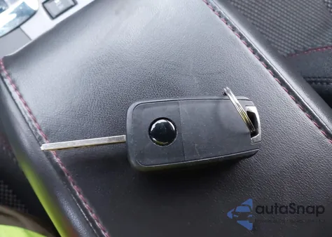 2015 Chevrolet Equinox 1Lt z USA, uszkodzony, nr VIN 2GNALBEK5F6353522